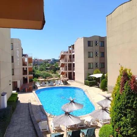 Apartment любимото синьо в