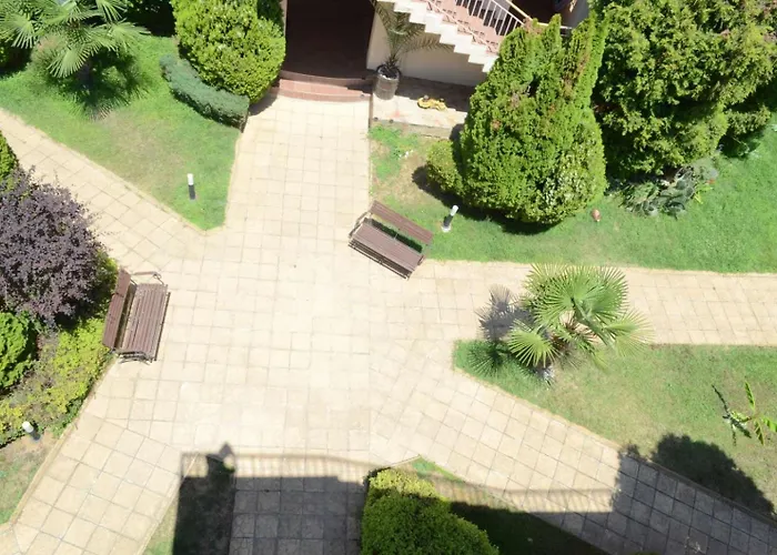 Apartman любимото синьо в *