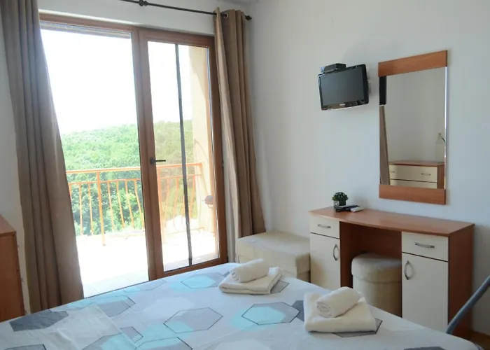 любимото синьо в *